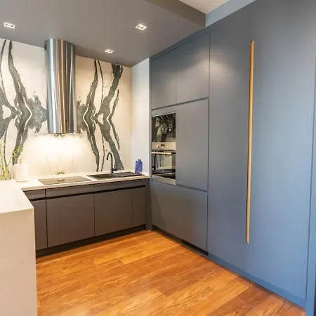 Bright And Modern With Stunning View شقة