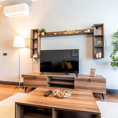 Bright And Modern With Stunning View דירה איסטמבול
